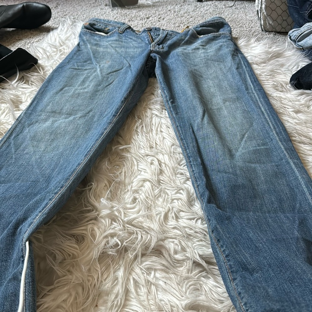 AG jeans light wash Fillmore 33/32